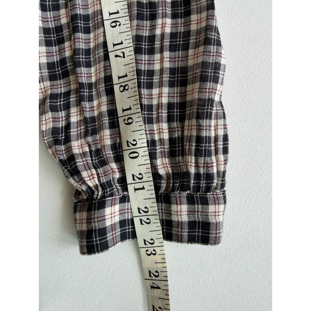 Doen Joelle Top NAVY COUNTRYSIDE PLAID size M - Picture 10 of 14